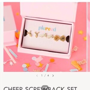 Gold Cheer Screwback Earring Set